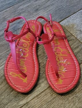 Sam Edelman Gigi Croc Embossed Leather Thong Sandals Fuchsia Pink Strappy Size 4